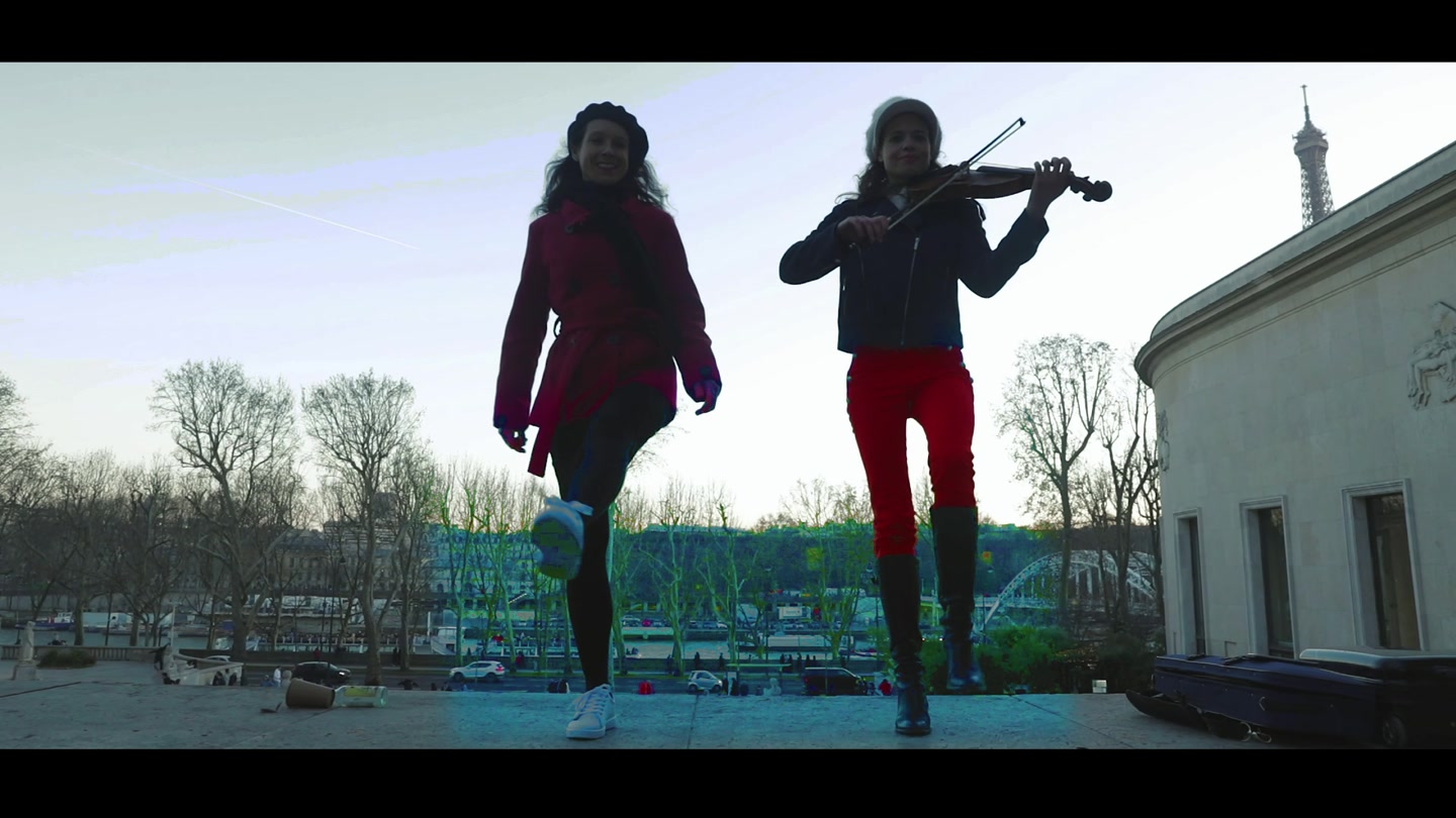Y a du laisser-aller — Calipsa film still
